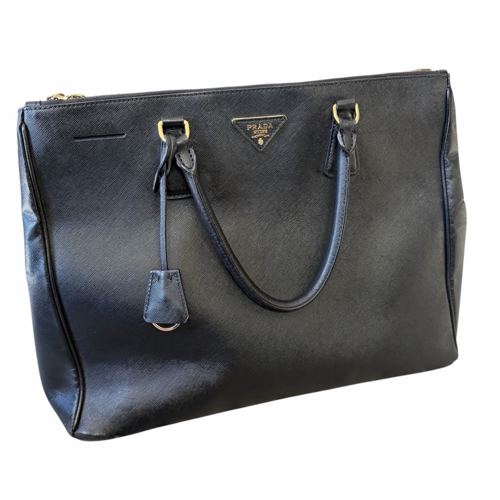 Prada Large Galleria Tote Bag in Black Saffiano Lux Leather